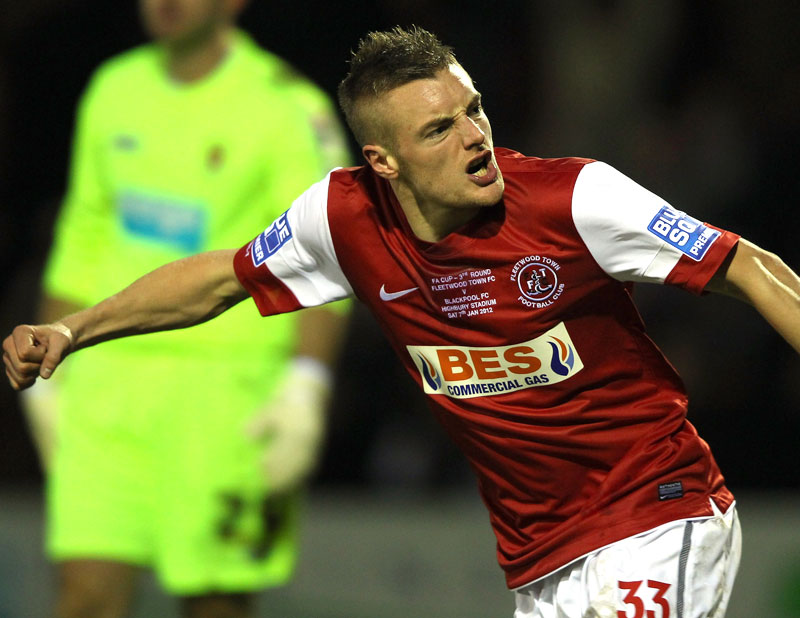 「ヴァーディの古巣」がレスターと戦う！フリートウッドの17-18ユニフォーム｜写真5