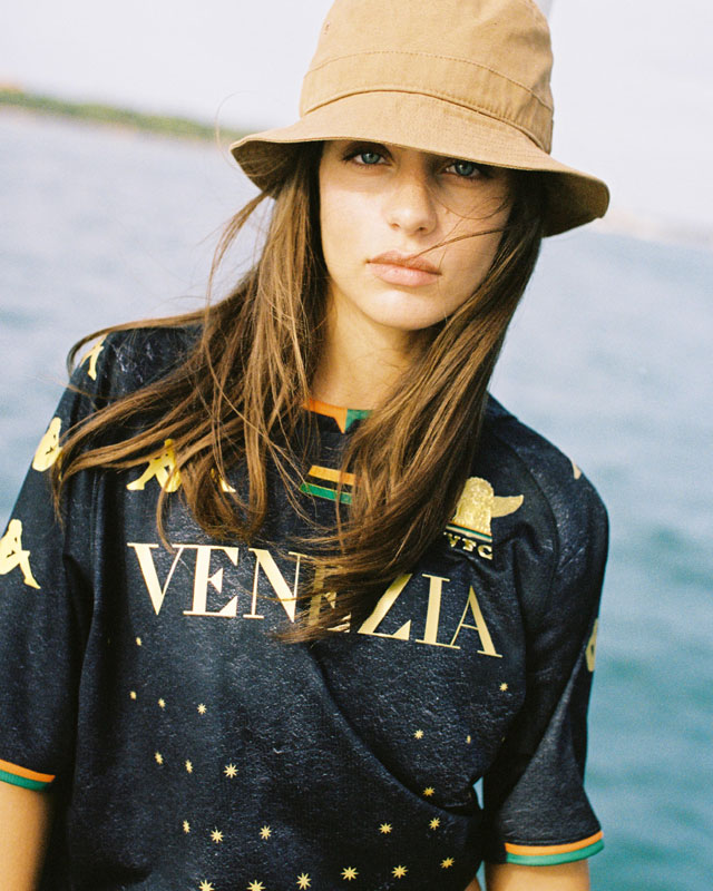 世界のユニファンが絶賛！ヴェネツィアの2021-22「ユニフォームまとめ」｜写真3