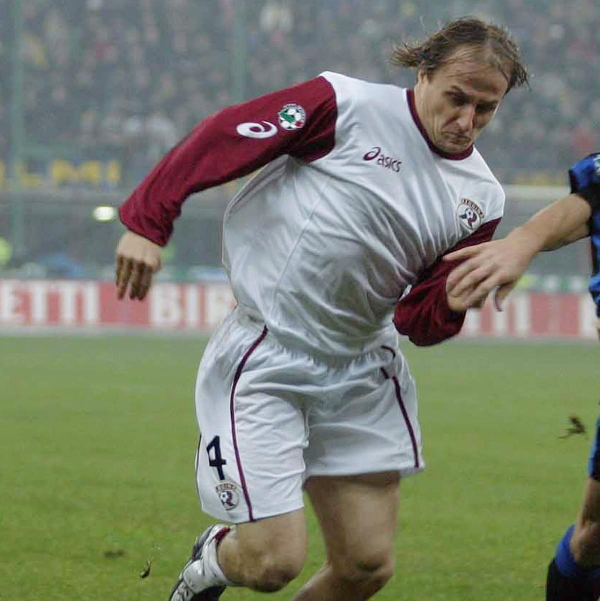 中村俊輔の「最強の同僚ボランチ」はこの10名！｜写真3