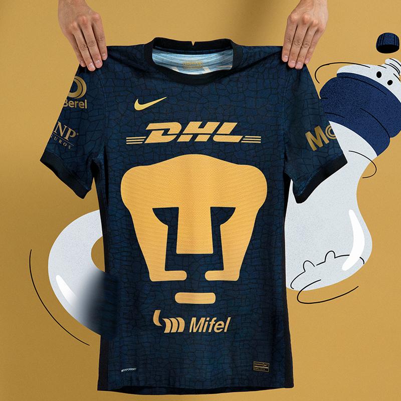 “ムツゴロウさん”死去…サッカー界の「動物ユニフォーム」10選｜写真3