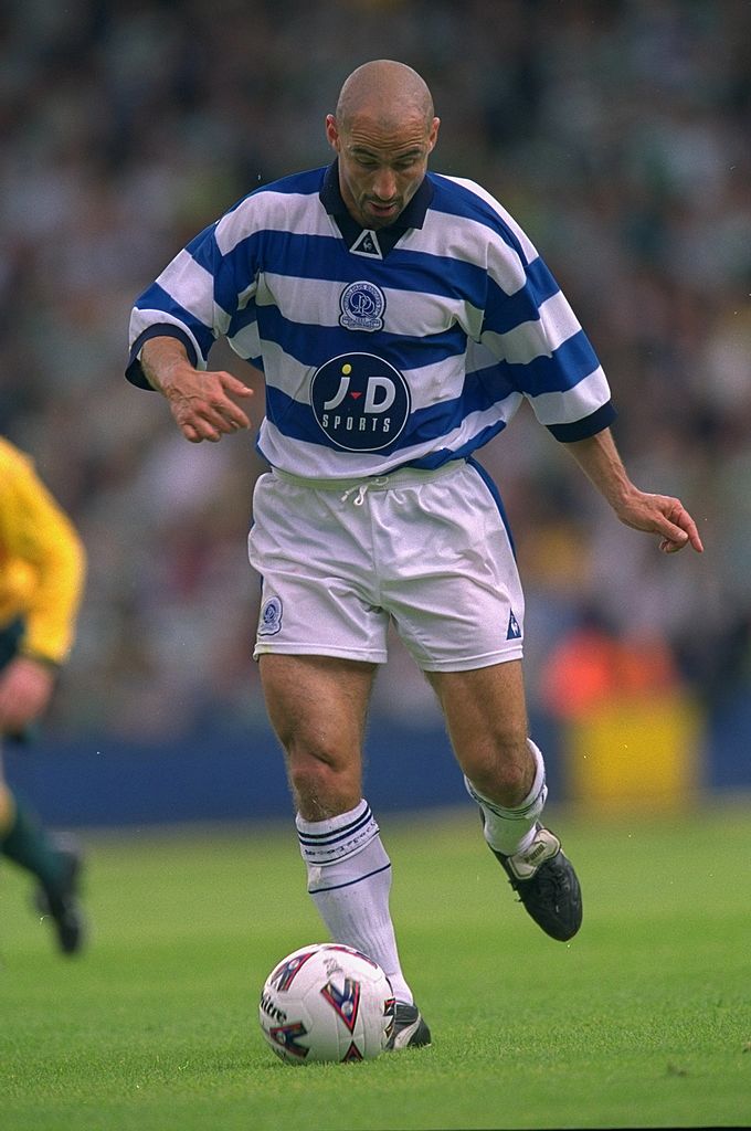 消防士、教師、警察官…6名の名選手が引退後に就いた「普通過ぎる職業」｜写真3