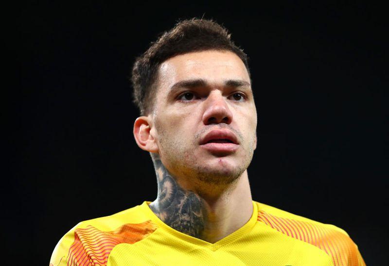 ウイイレ2020「ドリブルが一番うまいゴールキーパー」TOP10｜写真11