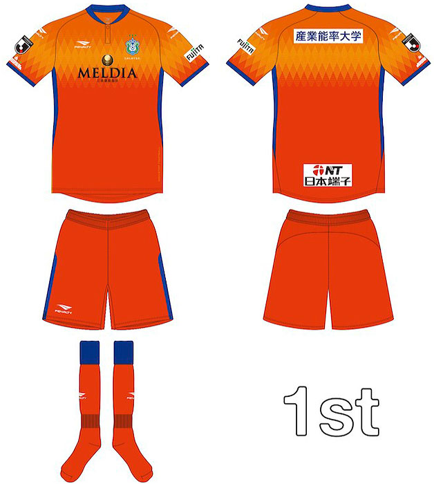 湘南ベルマーレ、2019新ユニフォームを発表！美しき「グラデーションカラー」｜写真9