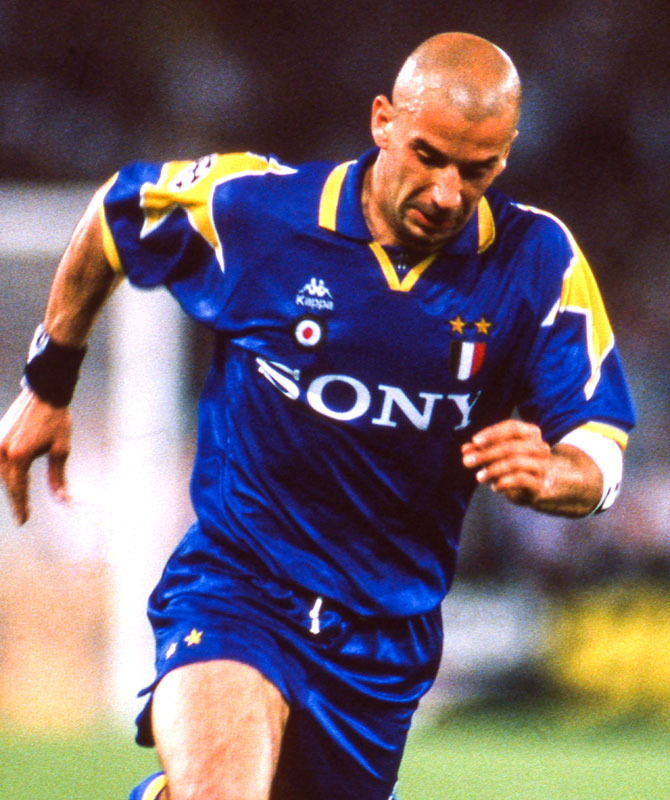 チャンピオンズリーグ決勝から消えた「3つの名門スポーツブランド」｜写真3