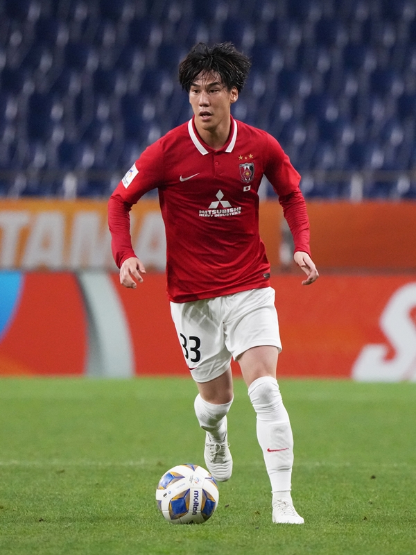 守田英正に続け！流通経済大学サッカー部出身の「最強ベストイレブン」はこれ｜写真7