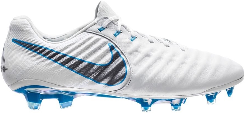 日本代表選手の着用スパイクまとめ（2018年9月）｜写真22