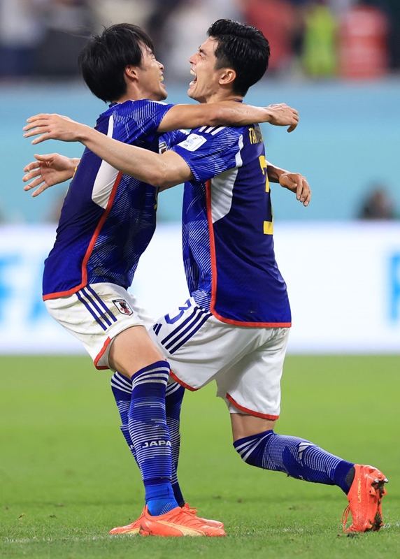 三笘薫がプレミアリーグ席巻中！筑波大学の蹴球部出身で「最強の11人」はこれだ｜写真10