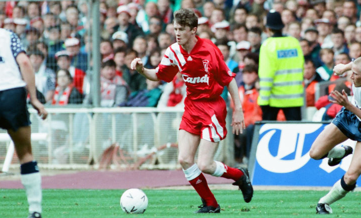 リヴァプールvsユナイテッド！最強かっこいい“赤”ユニフォーム10選｜写真3