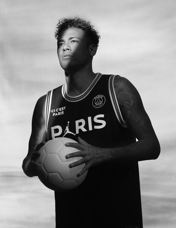 大人気ジョーダン×PSG、売り切れ続出のコラボアイテムを紹介！「発売前」ウェアも｜写真17