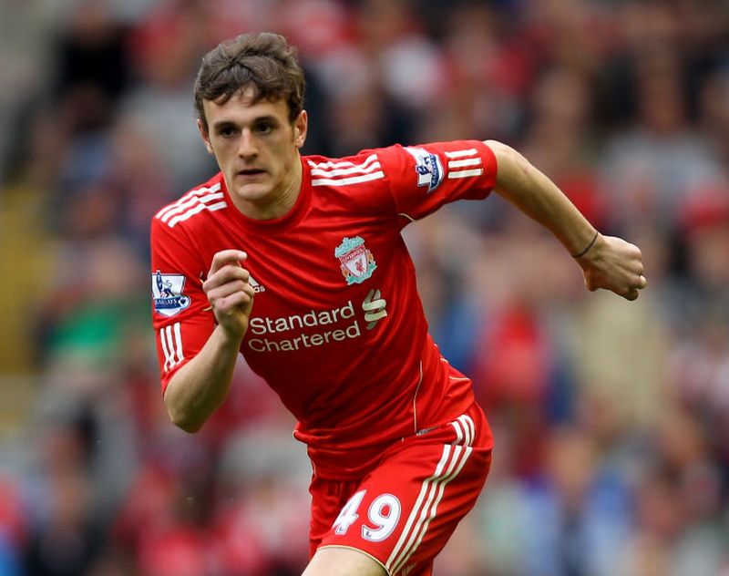 リヴァプールの「最年少プレミアデビュー」TOP10の選手｜写真10