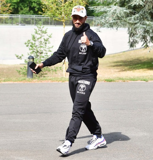 エムバペもカンテもいるぞ！フランス代表の最新私服ファッションを見る｜写真16