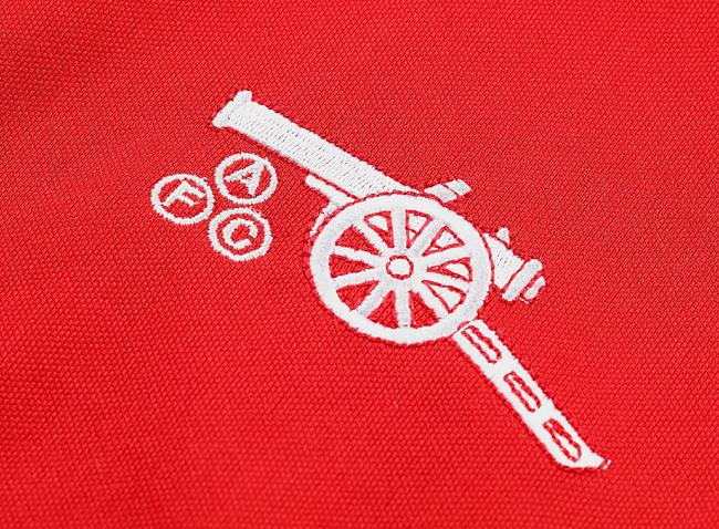 冨安にも着てほしい！アーセナル、「ヴィンテージ感が魅力」レトロジャケット｜写真8