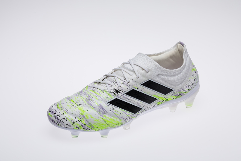 adidasが新作スパイク「ユニフォリアパック」を発表！本来はEURO2020向け｜写真2