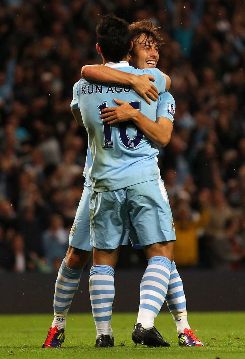 「アグエロがシティでデビューした」試合、スタメン11人覚えてる？｜写真10