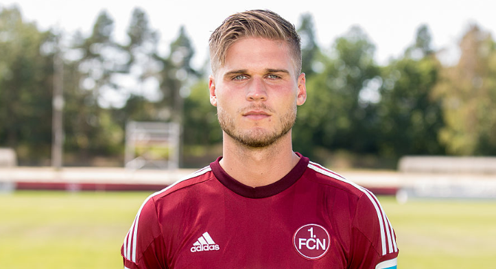  W杯で注目せよ！アイスランド代表に「超絶イケメン選手」がいた｜写真5