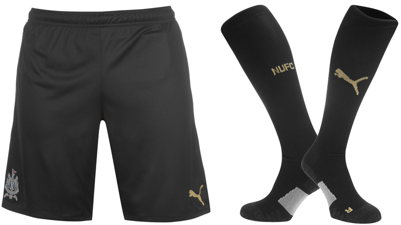 ニューカッスル、125周年記念エンブレムの2017-18新ユニフォーム！｜写真8