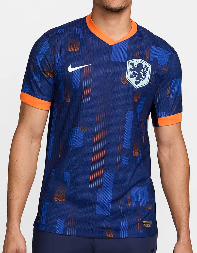 オランダ代表、EURO2024で着用する新ユニフォームを発表！アウェイは「ドレス色」のアート風デザイン｜写真5