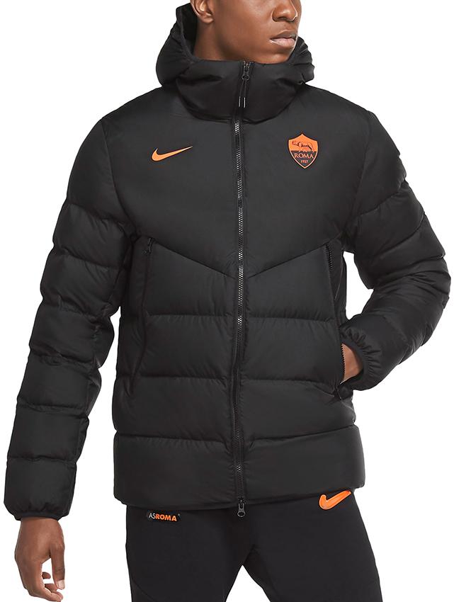 この秋冬に使いたい！ローマ、NIKE新作チームジャケット5選｜写真3