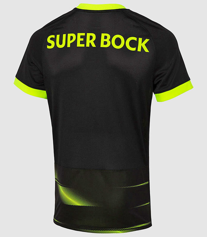 守田英正が所属！名門スポルティング、2022-23新作ユニフォームをまとめて見る｜写真5