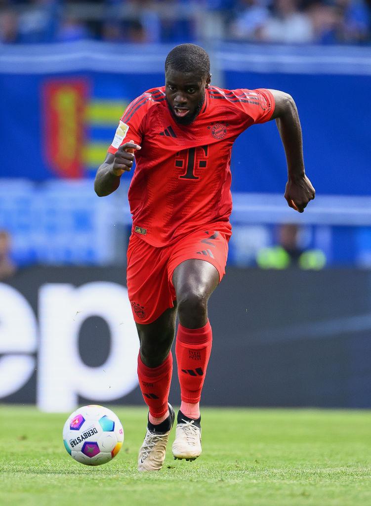 伊藤洋輝は何位？バイエルンが獲得した「歴代最高額のディフェンダー」TOP10｜写真7