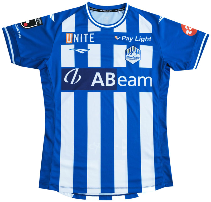 忖度なしの本気で選ぶ！2022年のJ2「最高にかっこいいユニフォーム」10選｜写真15