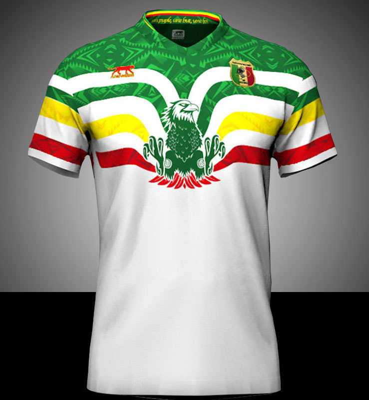 マリ代表、ネイションズカップに向けた新ユニフォーム発表！「民族模様とワシ」を描く｜写真3