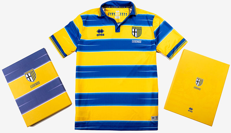 パルマ、90年代「黄金期のユニフォーム」が復活！背番号もそっくり｜写真6