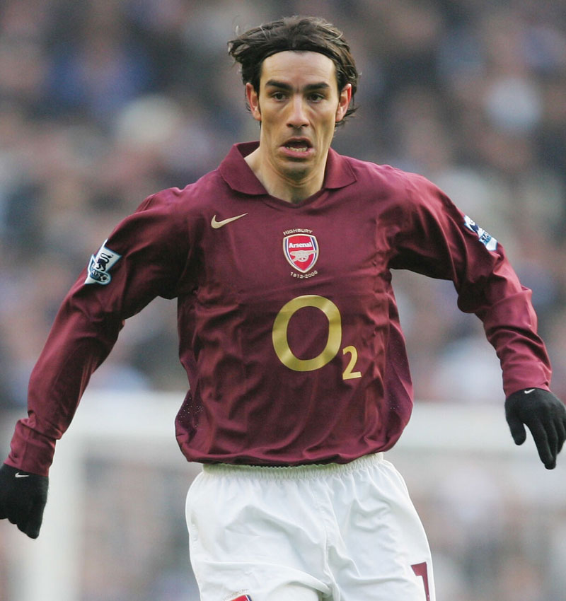 日本のNTTも！「携帯電話スポンサー」のサッカーユニフォーム8選｜写真6