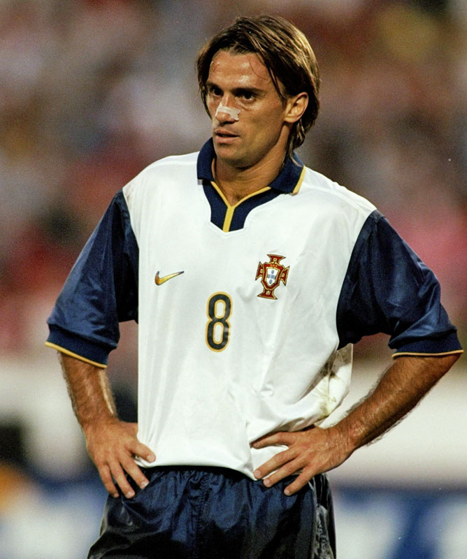 傑作の漆黒ユニも！ポルトガル代表、「最高にかっこいいユニフォーム」9選｜写真3