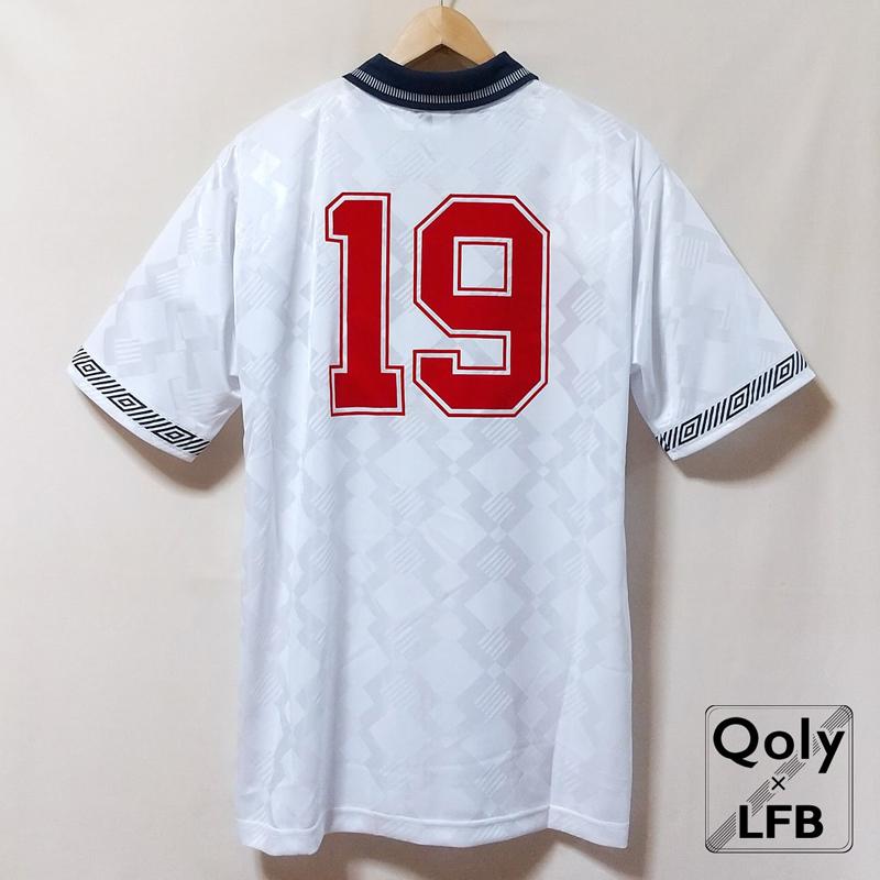 復活希望の襟付きデザイン！イングランド代表「1990イタリアW杯」ユニフォーム｜写真4