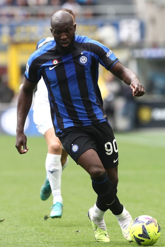 ベンゼマ！ハーランド！CL4強クラブ、ポジション別で見る着用スパイクの傾向（ストライカー編）｜写真12