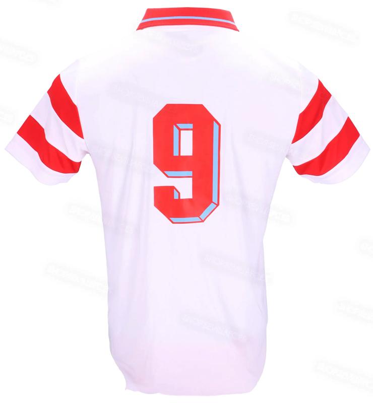 甦るマラドーナ時代！セビージャの新作「90年代レトロユニフォーム」が郷愁を誘う｜写真6