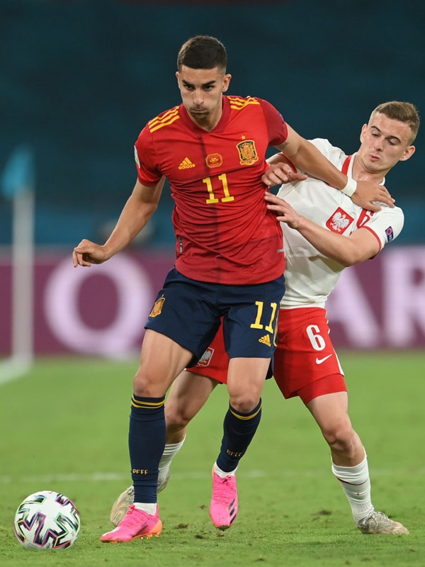 次はイタリア戦！スペイン代表の着用スパイクまとめ（EURO2020）｜写真11