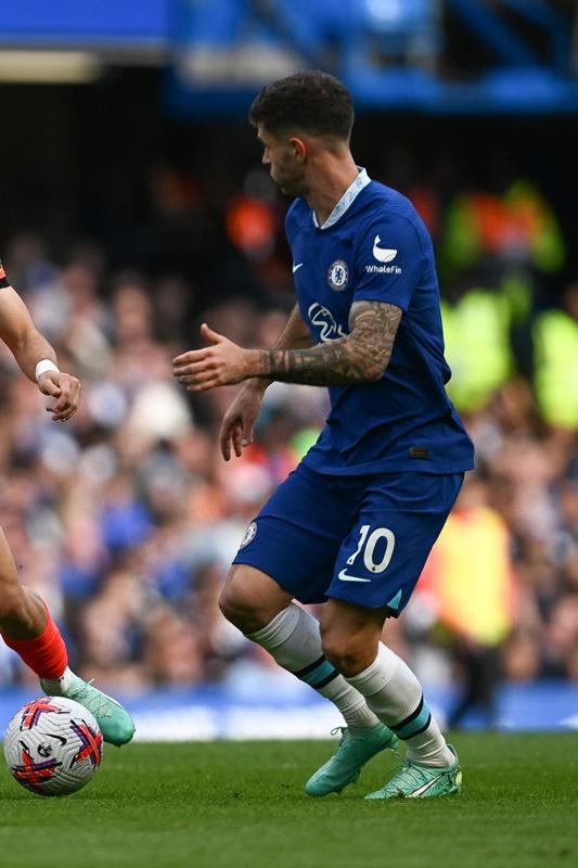 選手多すぎ問題！着用スパイクと一緒に見る、チェルシーの「豊富な戦力」｜写真8