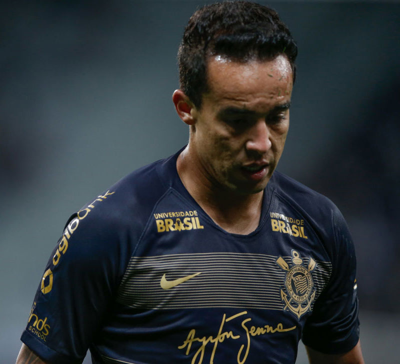 “セナ・モデル”が話題のコリンチャンス、「ルノー」がスポンサーに！｜写真7