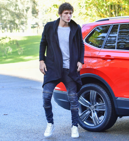 フランス代表選手たちの「最新私服ファッション」を見まくる！｜写真20