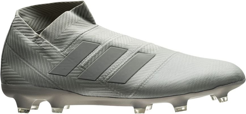 日本代表選手の着用スパイクまとめ（2018年11月）｜写真9