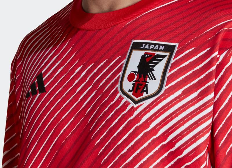 カタールW杯で着用！日本代表の「adidas新作チームウェア」9選｜写真16