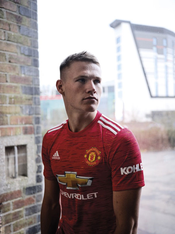 マンチェスター・ユナイテッド、「クレストに着想」の2020-21新ユニフォーム発表！｜写真5