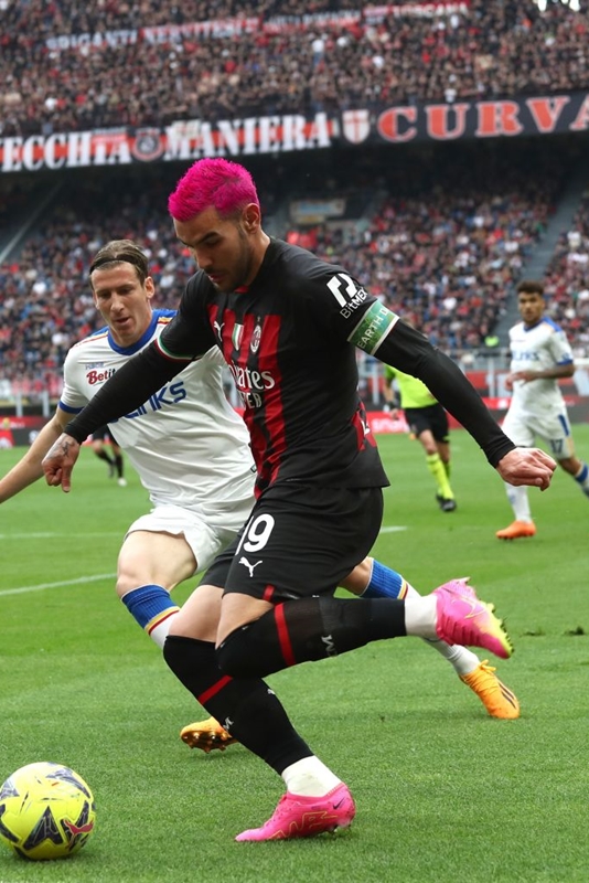 CL4強クラブ、ポジション別で見る着用スパイクの傾向（サイドバック編）｜写真8