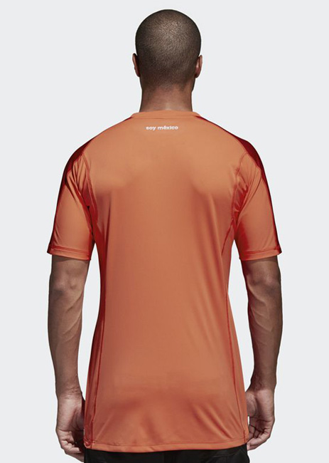 メキシコ代表、2018ワールドカップモデルとなる新ユニフォームを発表！｜写真6