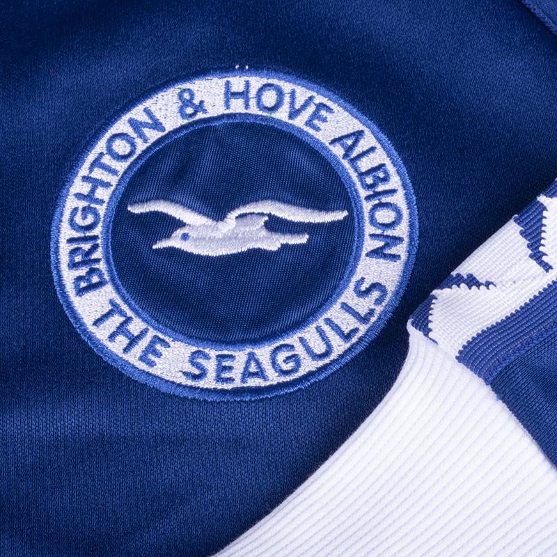 この秋冬の街着にしてみたい「最高の復刻レトロジャージ」5選｜写真10