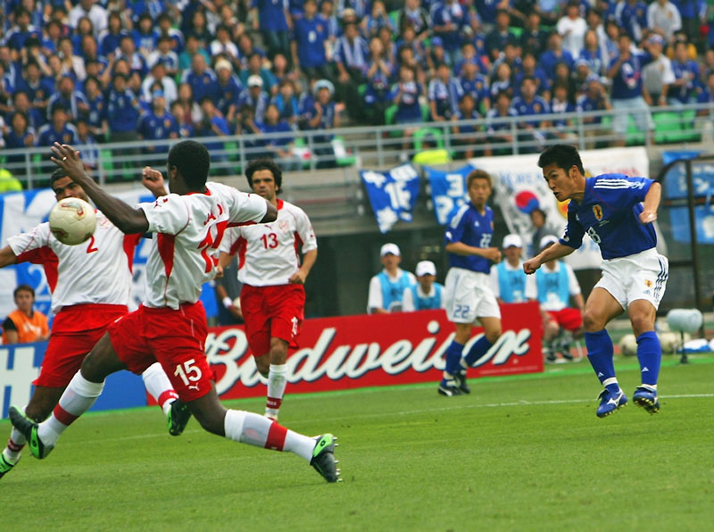 W杯日本戦ユニも！チュニジア代表、「変幻自在なユニフォーム」7選｜写真8