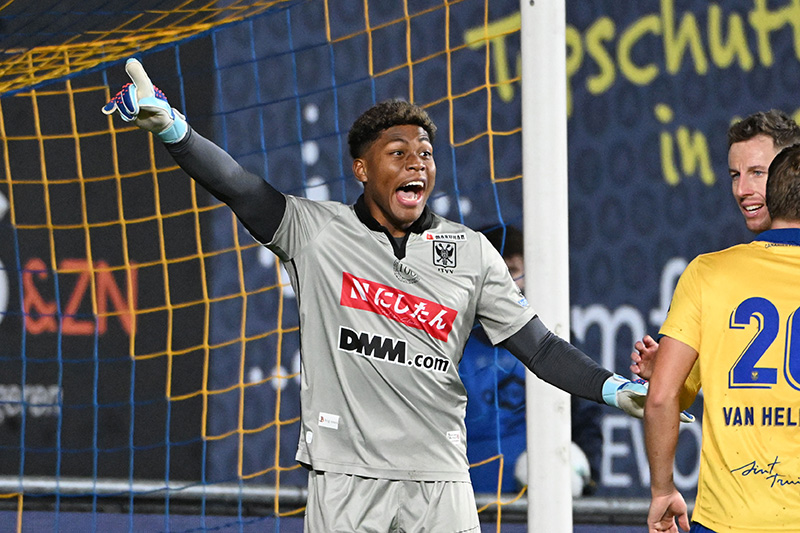 欧州で感じた日本との違い…日本代表の鈴木彩艶、タイ戦とアジアカップに向けて／一問一答｜写真2