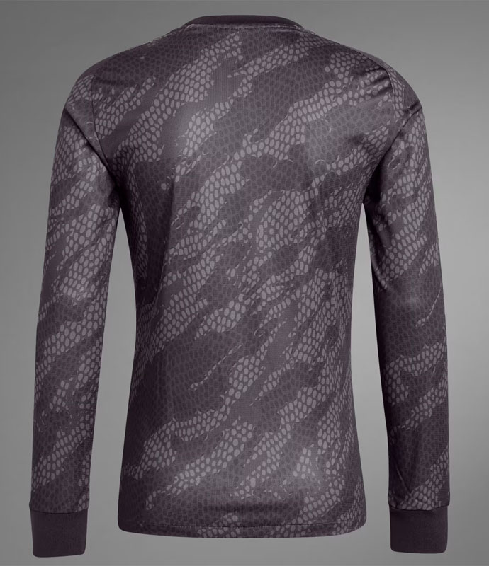 アーセナルと人気ブランド『MAHARISHI』の限定コラボウェアが登場！「日本の浮世絵」に触発の龍をデザイン｜写真6