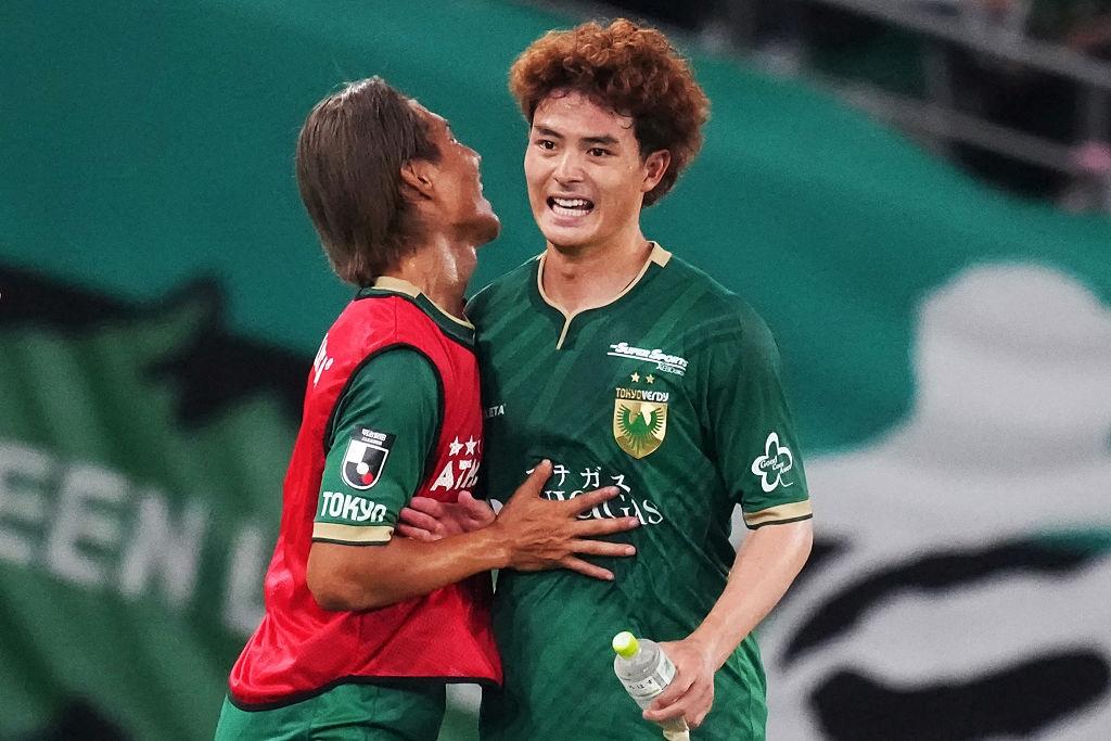 東京ヴェルディがリーグ戦5試合ぶりに勝利！殊勲のスコアラー染野唯月と谷口栄斗がゴールショーを振り返る｜写真6