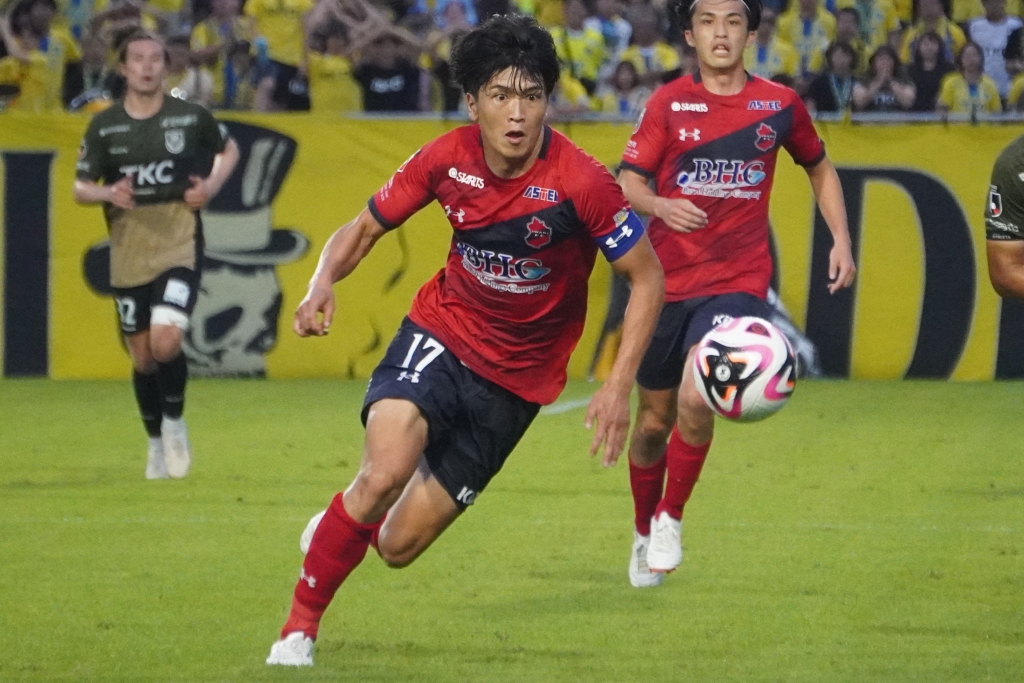 J2いわきFCは悔しいスコアレスドロー…。得点王争いのいわきFW谷村海那は「いまのままじゃプレーオフは行けない」と仲間に奮起を求める｜写真3