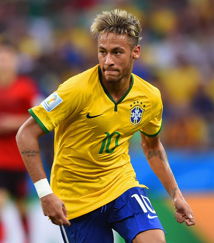 ブラジル代表、“首周り”に「違いを見せる」名作ユニフォーム7選｜写真2