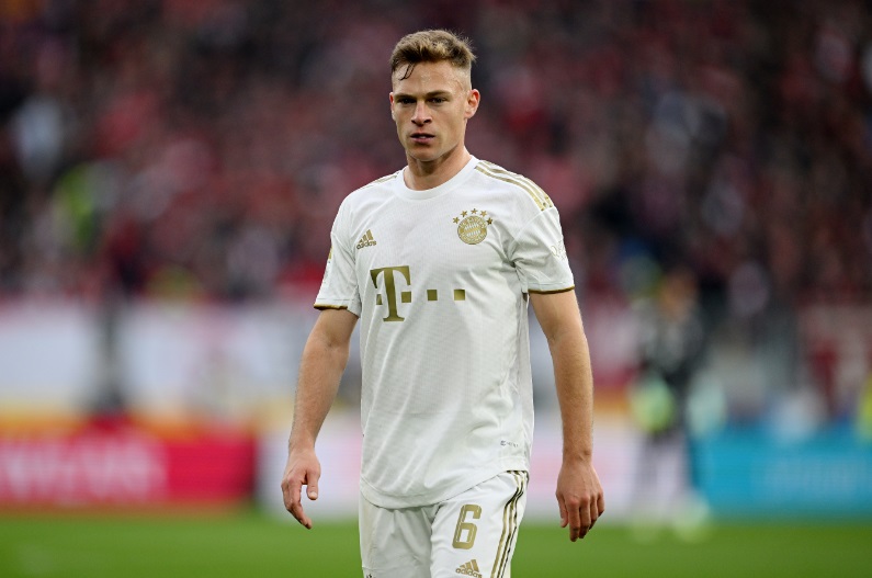 いま地球上で最強の守備的MF10人｜写真9