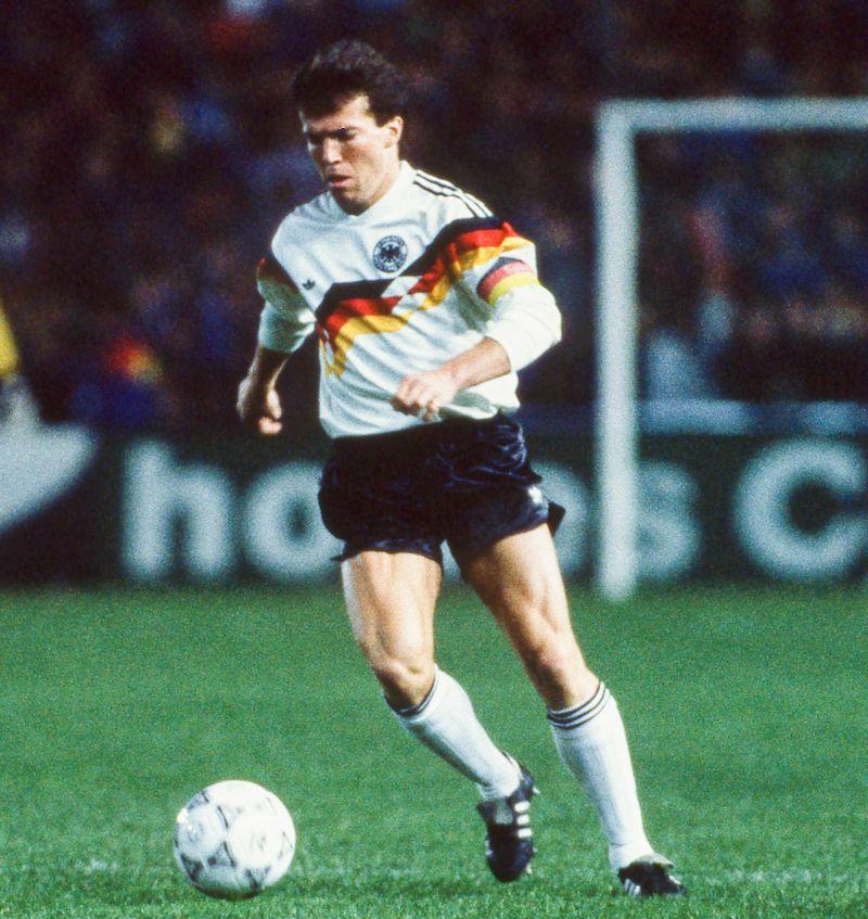 ウイイレ2020「キック力最高のセントラルMF」ベスト10｜写真6